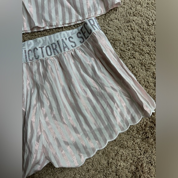 NWT Victoria’s Secret Striped PJ Set- Babydoll top and shorts- Size Small - Picture 3 of 5